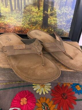 Flojos Brown Suede Men's Flip-Flop Sandals